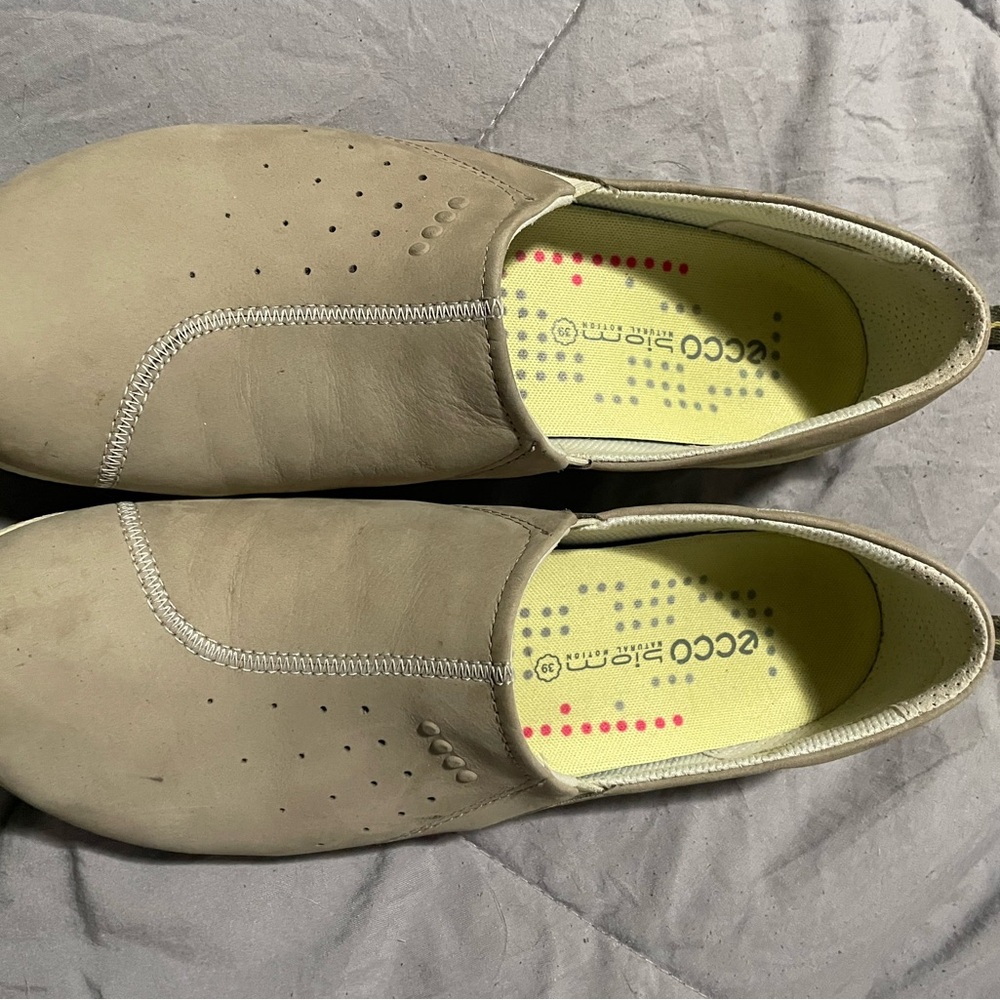 ECCO womens Beige Slip-On Loafers